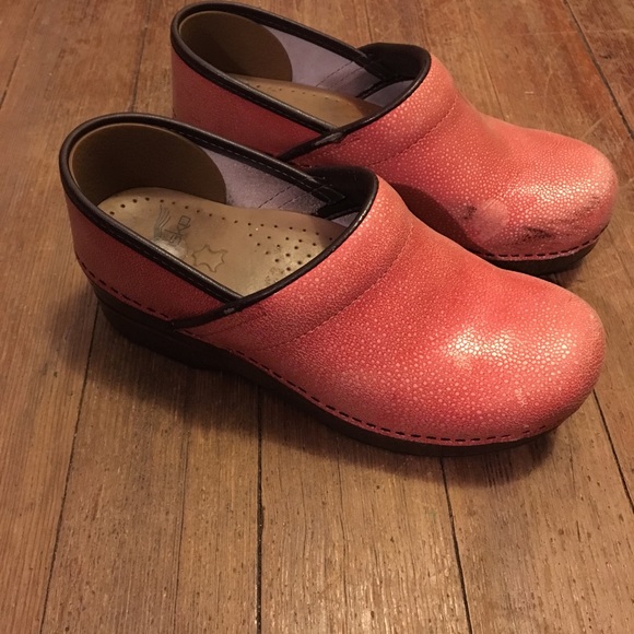 Shoes - Picture 3 of 5